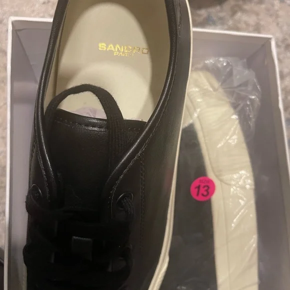 Low-top leather trainersLogin to add to Wish list